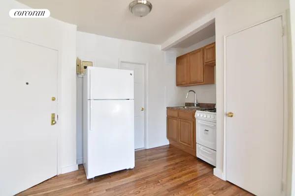 New York City Real Estate | View 131 Columbia Street, C4 | room 1