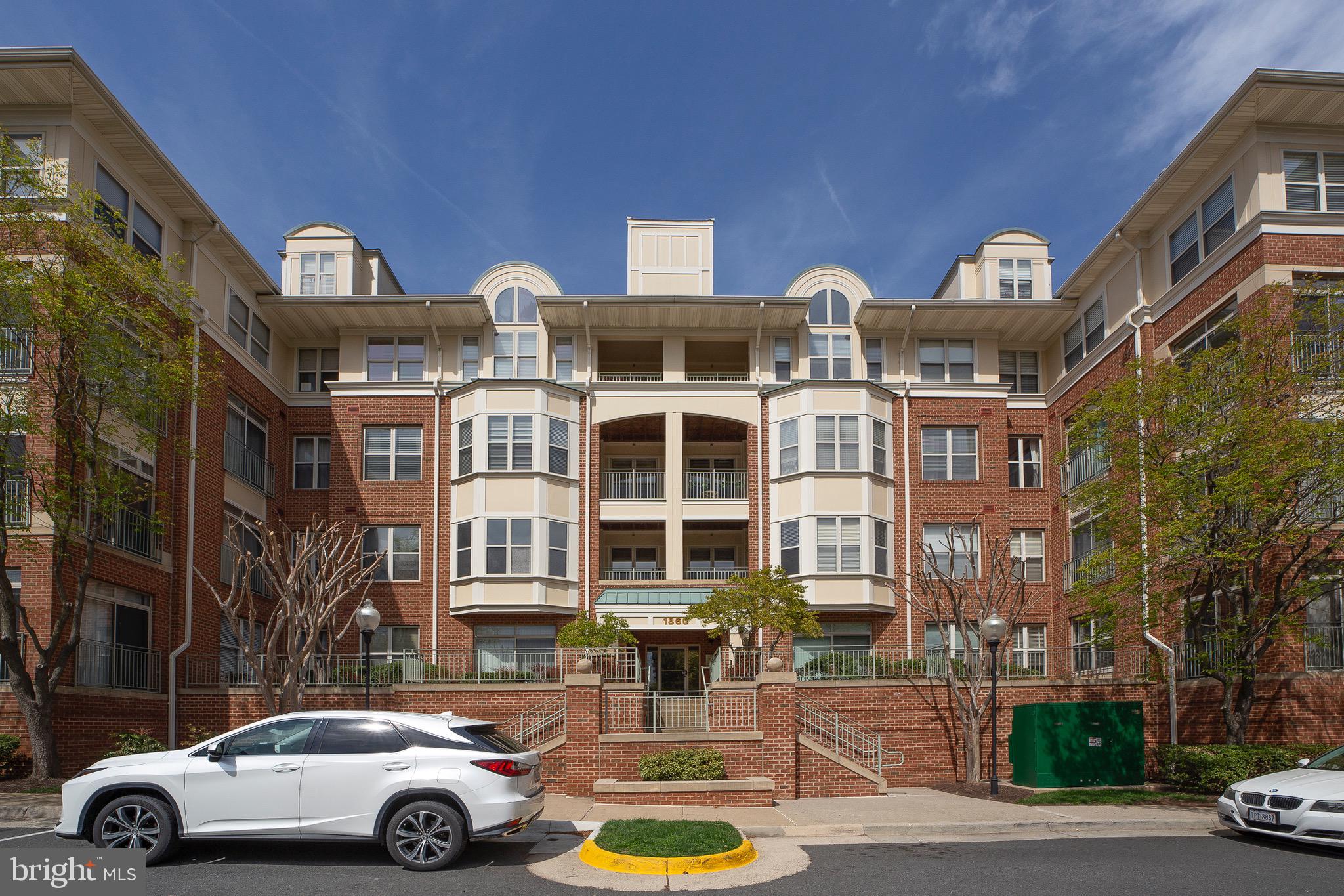 Washington Metro Area Real Estate | View 1860 Stratford Park Place, 212 | 2 Beds, 2 Baths